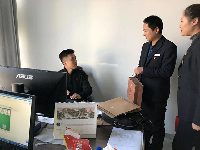 实践活动-春节走访慰问老律师